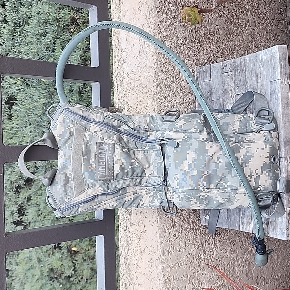Camelback Thermobak 3L Hydration Pak Camo